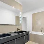 Grande De 400m2 21 Personnes En Centre De