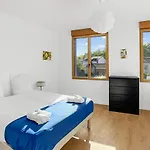 Grande De 400m2 21 Personnes En Centre De Tatil Evi