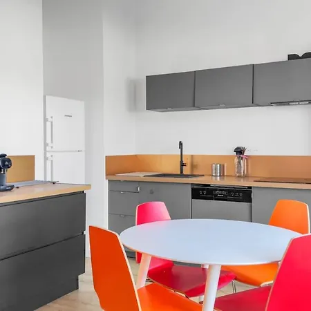 Holiday home Grande De 400m2 21 Personnes En Centre De *