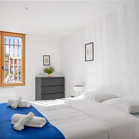 Grande De 400m2 21 Personnes En Centre De Holiday home Toulouse