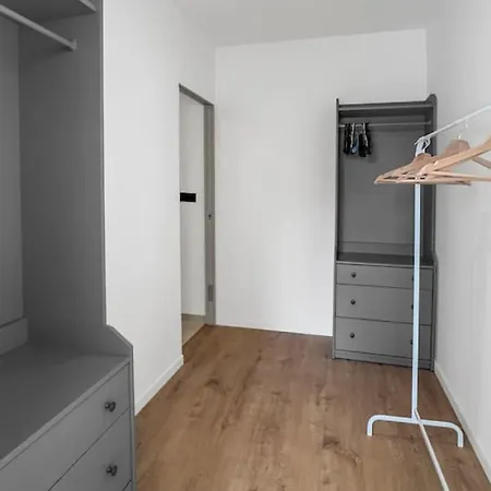 Grande De 400m2 21 Personnes En Centre De *