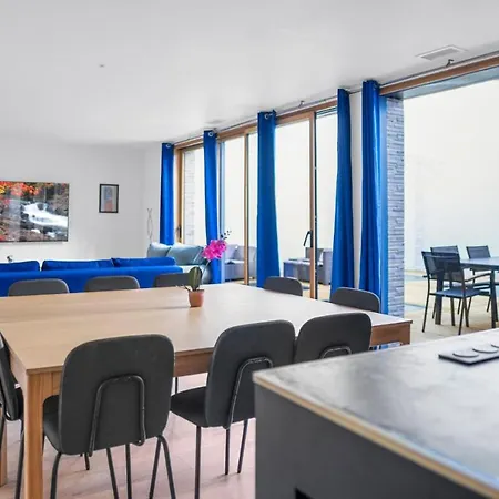 Grande De 400m2 21 Personnes En Centre De Holiday home *