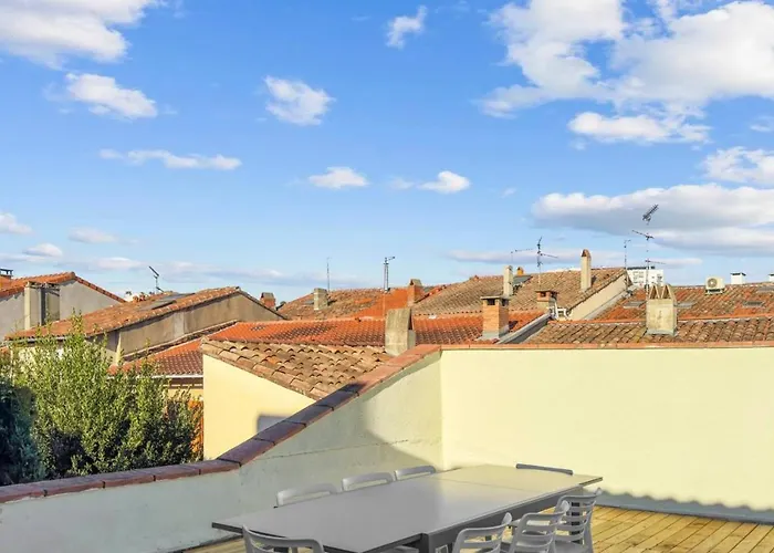 Grande De 400m2 21 Personnes En Centre De Casa de Férias *