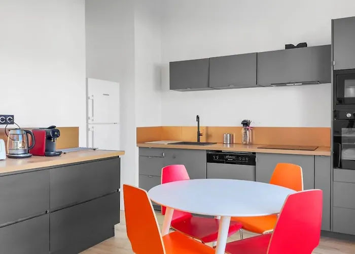 Casa de Férias Grande De 400m2 21 Personnes En Centre De *