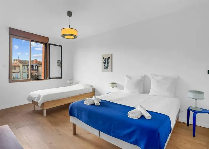 Grande De 400m2 21 Personnes En Centre De Casa de Férias *