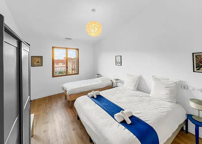 Casa de Férias Grande De 400m2 21 Personnes En Centre De *