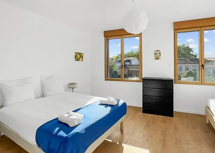 Grande De 400m2 21 Personnes En Centre De Hébergement de vacances