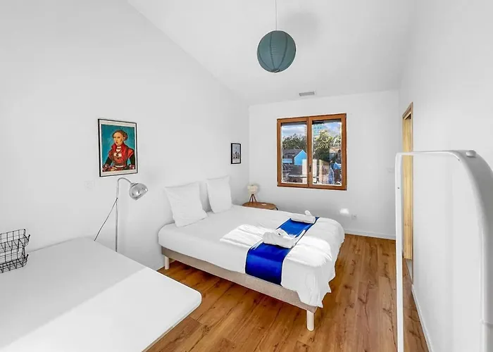 Grande De 400m2 21 Personnes En Centre De Hébergement de vacances *